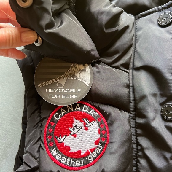 NWT - Canada Weather Gear black sleeveless hooded vest - Picture 9 of 9